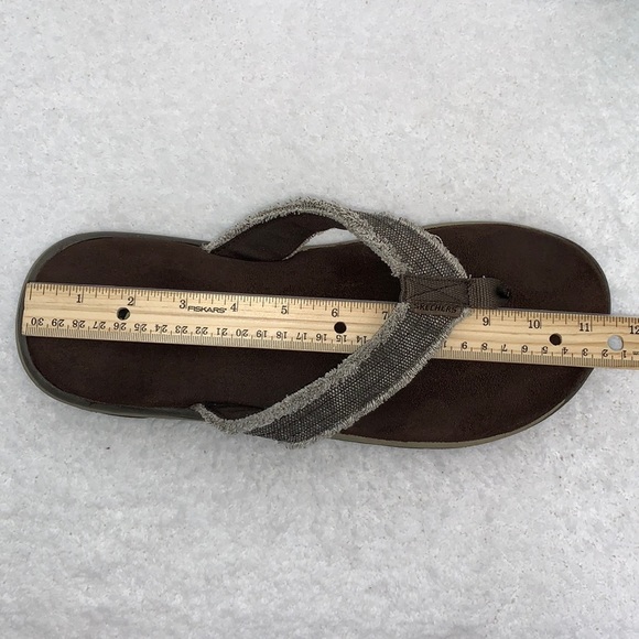 Skechers RelaxedFIT memory foam 360 men’s brown flip-flops, measured size 11 - Picture 7 of 9